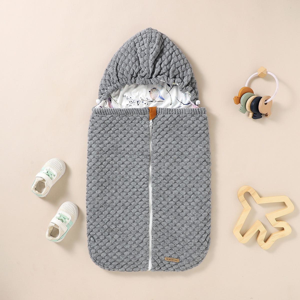 Cozy Newborn Cocoon Swaddle – Secure and Snuggly Comfort